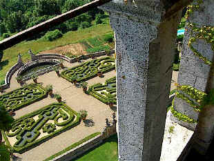 Castello di Celsa garden
